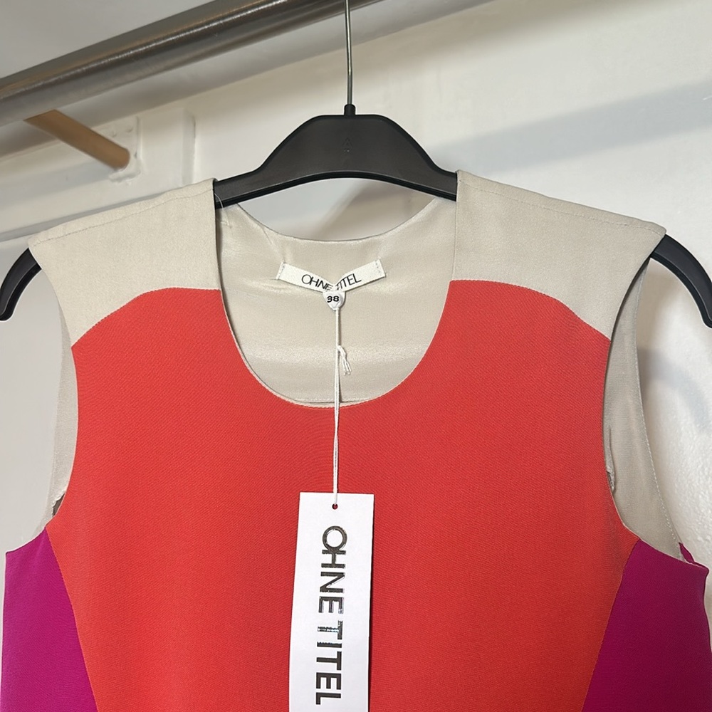 NWT Ohne Titel Chalk / Coral / Fuschia Silk Sleeveless Top Size EU-38 - Picture 2 of 11